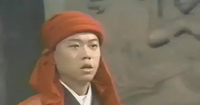 欧阳震华：从八三版“七具尸体”到艾美奖初选唯一港男，24年只演TVB的圆脸封神路 资讯配图