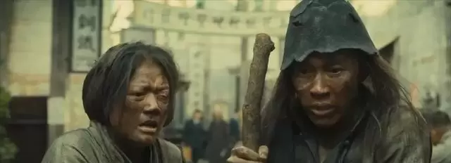 张云旗潦倒街头与田家泰30万遗产成《乱世绸缎》核心叙事双线 现场图